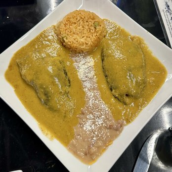 Sofias Bar And Grill - Chile Relleno with rice, beans and green sauce - New Mexican Cuisine Near Me - Modesto, California
