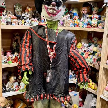 Clown Motel - 08.30.24 - Hotels Near Me - Tonopah, Nevada