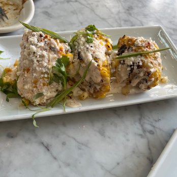 Ocho - Elote callejero - Lounges Near Me - San Antonio, Texas