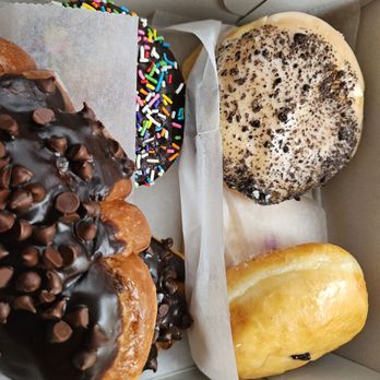 Doughboy Donuts - Donuts Near Me - Sparks, Nevada