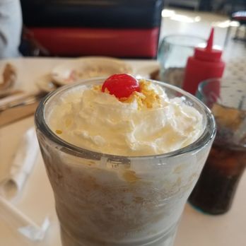 Steak ’n Shake - The Frosted Flakes Shake. Kinda middle of the road. Vanilla shake with Frosted Flakes mixed in. - American Near Me - Florence, Kentucky Steak ’n Shake - The Frosted Flakes Shake. Kinda middle of the road. Vanilla shake with Frosted Flakes mixed in. - American Near Me - Florence, Kentucky
