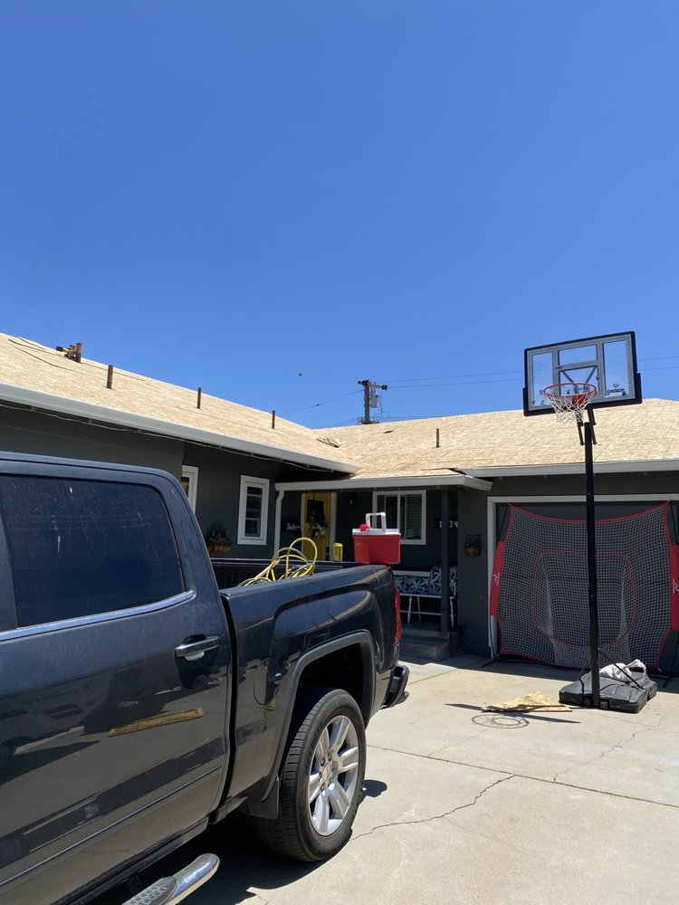 Slide of Diaz Gorilla Roofing