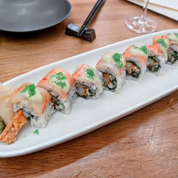 Nomonomo Sushi - Maki - Japanese Near Me - Chicago, Illinois