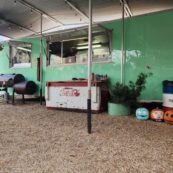 Franklin Barbecue - Takeout trailer - Barbeque Near Me - Austin, Texas Franklin Barbecue - Takeout trailer - Barbeque Near Me - Austin, Texas