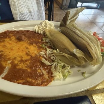 Rosa's Mexican Food Restaurant - Green corn tamales and beans. - Mexican Near Me - Tucson, Arizona Rosa's Mexican Food Restaurant - Green corn tamales and beans. - Mexican Near Me - Tucson, Arizona