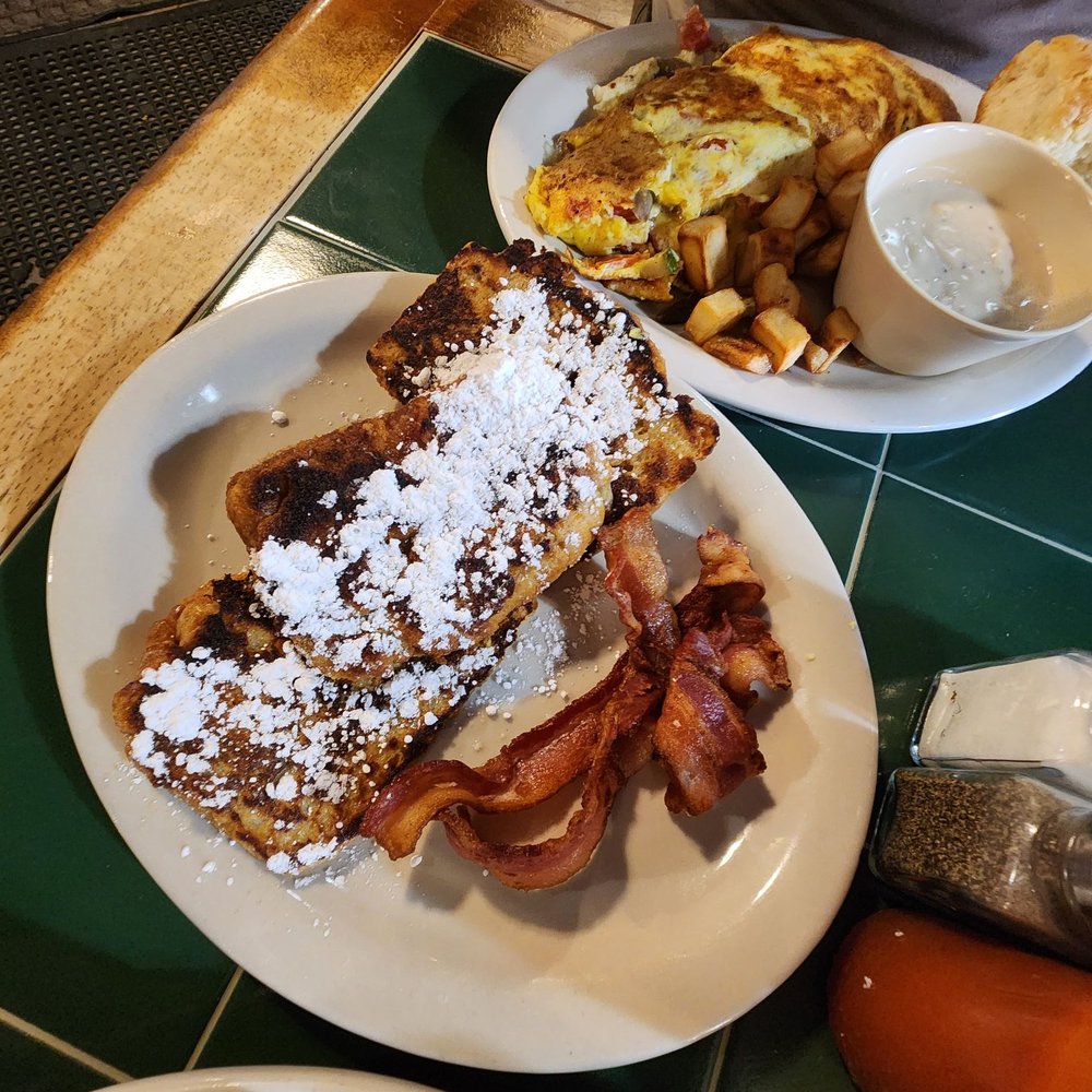 Corner Stone Café - Apple bread French toast and bacon, Omlet of the day, potatoes, gravy, biscuit - Breakfast & Brunch Near Me - Ellijay, Georgia