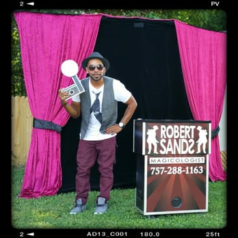 Robert Sands Magicologist - Magicians Near Me Robert Sands Magicologist - Magicians Near Me