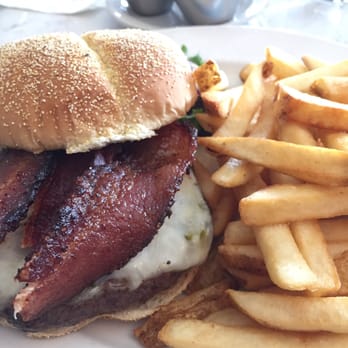 Overland Restaurant & Pub - Bison Burger with Jalapeño bacon. - Pubs Near Me - Gardnerville, Nevada