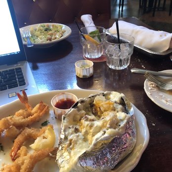 Pappadeaux Seafood Kitchen - Shrimp and baked potato with incorrect toppings, salad and a weak drink - Seafood Near Me - Austin, Texas Pappadeaux Seafood Kitchen - Shrimp and baked potato with incorrect toppings, salad and a weak drink - Seafood Near Me - Austin, Texas