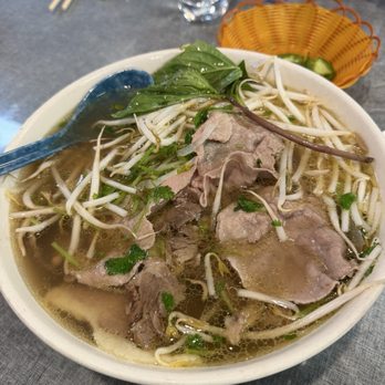 Anh Thu 2 - Vietnamese Near Me - Worcester, Massachusetts