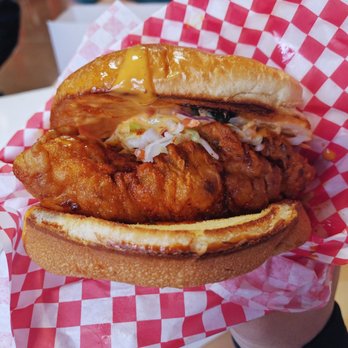 Monroe's Hot Chicken - Fried chicken sandwich, extra hot heat level - 2/15/2019 - Chicken Shop Near Me - Phoenix, Arizona Monroe's Hot Chicken - Fried chicken sandwich, extra hot heat level - 2/15/2019 - Chicken Shop Near Me - Phoenix, Arizona