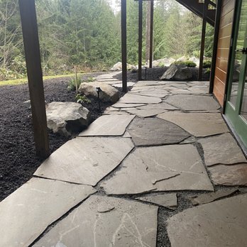 Elite Horticulture Services - a stone walkway - Irrigation Near Me - Tukwila, Washington Elite Horticulture Services - a stone walkway - Irrigation Near Me - Tukwila, Washington