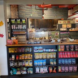 Collegetown Bagels - Order counter