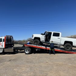 TnT Towing & Transport - Terry taking care of my truck!!
