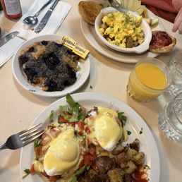 Veggie egg Benedict, blackberry scone, John's Special