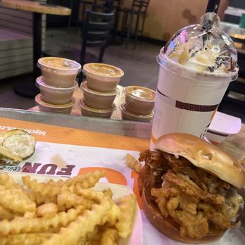Big Chicken - Chicken Shop Near Me - Las Vegas, Nevada