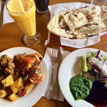Village Tandoor - North Indian restaurant - Indian Near Me - Northridge, California Village Tandoor - North Indian restaurant - Indian Near Me - Northridge, California