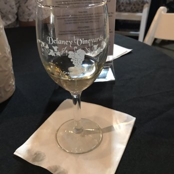 Delaney Vineyards - 2016 Sauvignon Blanc - Wineries Near Me - Grapevine, Texas Delaney Vineyards - 2016 Sauvignon Blanc - Wineries Near Me - Grapevine, Texas