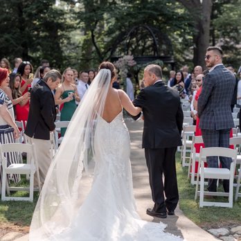 The Monte Bello Estate - Gazebo Ceremony - Venues & Event Spaces Near Me - Lemont, Illinois The Monte Bello Estate - Gazebo Ceremony - Venues & Event Spaces Near Me - Lemont, Illinois