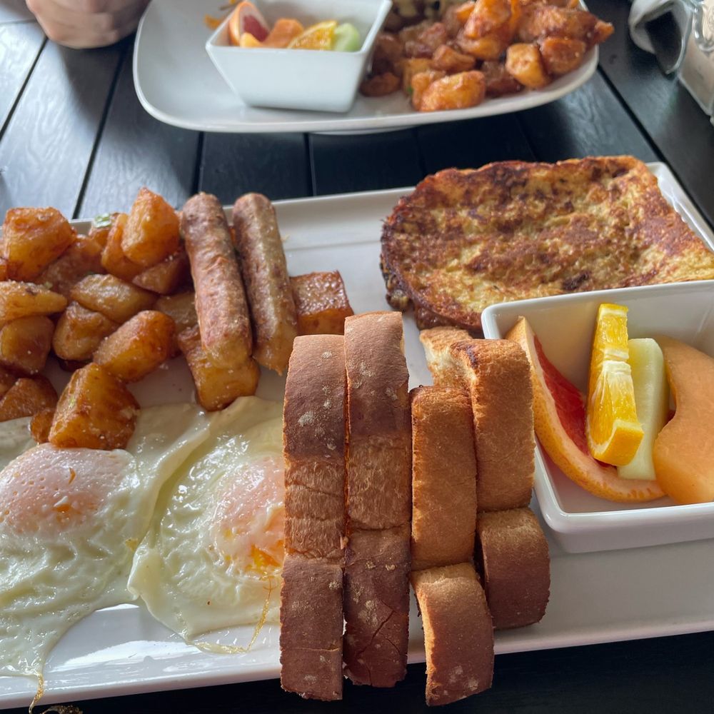 Kitchen 73 - Lovely, organized plates.
Pulled pork eggs benedict and standard eggs, sausage, french toast - Breakfast & Brunch Near Me - Laval, Quebec Kitchen 73 - Lovely, organized plates.
Pulled pork eggs benedict and standard eggs, sausage, french toast - Breakfast & Brunch Near Me - Laval, Quebec