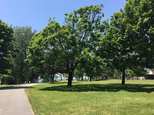 Lake Ontario Park by null