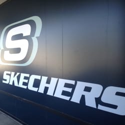 SKECHERS Warehouse Outlet