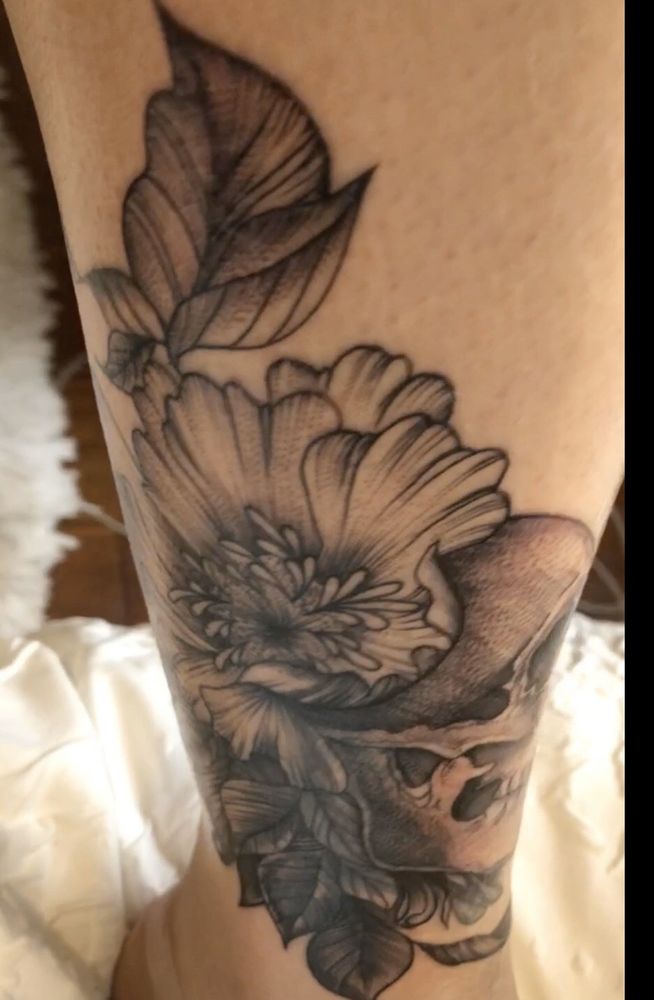 CAST IRON TATTOO 30 Photos & 14 Reviews 4112 Franklin Blvd, Sacramento, California Tattoo