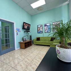 Healthy Smiles Family Dental - Reception Area