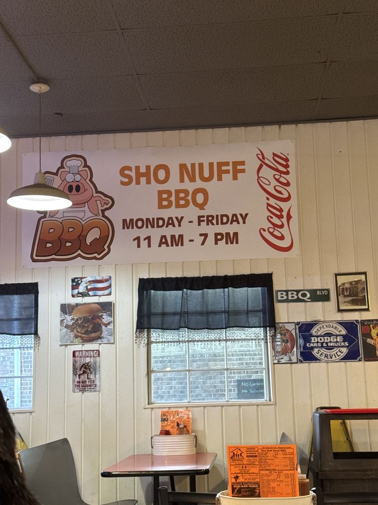 Sho'Nuff  BBQ Logo