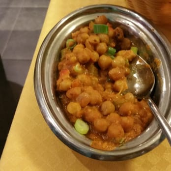 Himalaya - Chana Masala at Himalaya - Indian Near Me - Gent, VOV Himalaya - Chana Masala at Himalaya - Indian Near Me - Gent, VOV