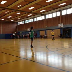 TSV Owschlag v. 1920 e.V. , Neue Sporthalle - Alte Sporthalle