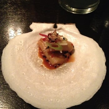 Alinea - Scallop! - New American Near Me - Chicago, Illinois