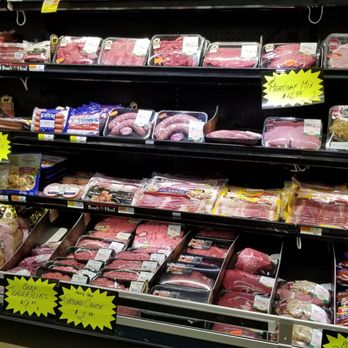Tom's Market - Meat case by the butcher - Convenience Stores Near Me - Coventry, Rhode Island Tom's Market - Meat case by the butcher - Convenience Stores Near Me - Coventry, Rhode Island
