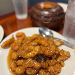 Moon Wok - Honey Chicken