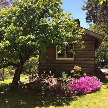Everglades Gardens - Parks Near Me - Leura, NSW