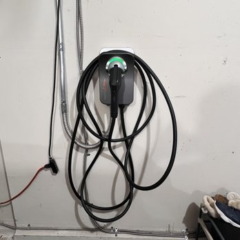 Young Electric - Electricians Near Me - Clackamas, Oregon