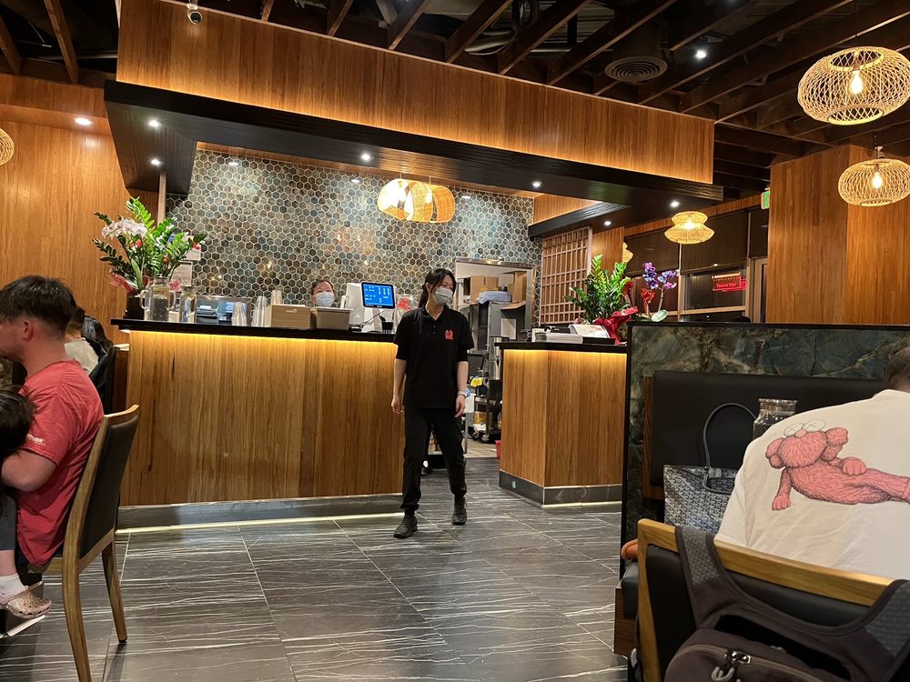 MR DRAGON NOODLE HOUSE Updated July 2024 634 Photos & 202 Reviews