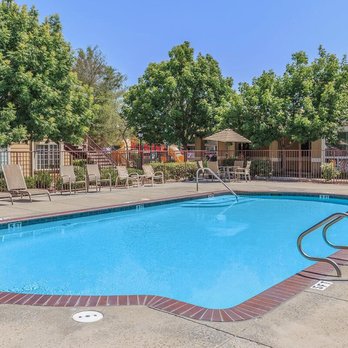 Chesapeake Bay Apartments - Sparkling swimming pool - Apartments Near Me - Tracy, California Chesapeake Bay Apartments - Sparkling swimming pool - Apartments Near Me - Tracy, California