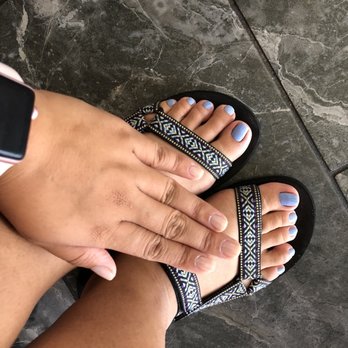 Lynn Nails - Nail Salons Near Me - Lawrenceville, Georgia