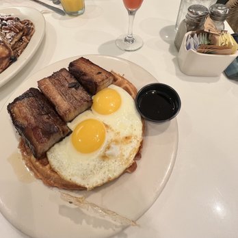 Briarpatch Restaurant - Pork Belly Waffle - American Near Me - Winter Park, Florida