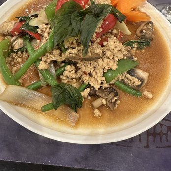 Sweet Mango Thai Cuisine - Thai style basil - Thai Near Me - Medina, Ohio Sweet Mango Thai Cuisine - Thai style basil - Thai Near Me - Medina, Ohio