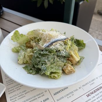 Elliott's Oyster House - Caesar Salad - Seafood Near Me - Seattle, Washington Elliott's Oyster House - Caesar Salad - Seafood Near Me - Seattle, Washington
