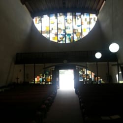 Congregational Church of Chatsworth - Post-modern stained glass.
