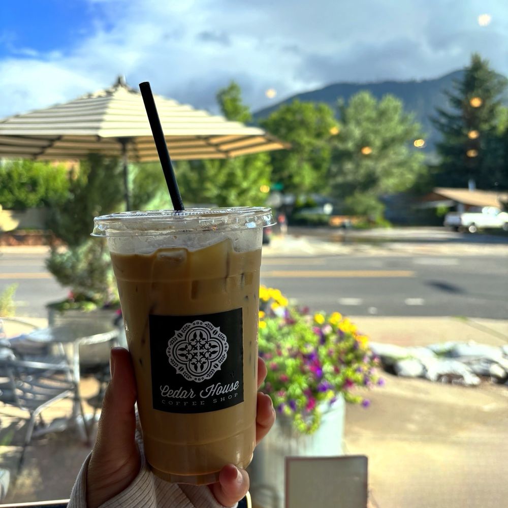Cedar House - Coffee & Tea Near Me - Flagstaff, Arizona
