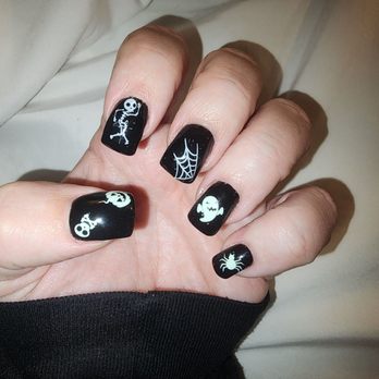 Classy Nails - Left hand - Nail Salons Near Me - North Las Vegas, Nevada