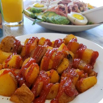 Eggsmart - Home fries (with ketchup) - Breakfast & Brunch Near Me - Ajax, Ontario
