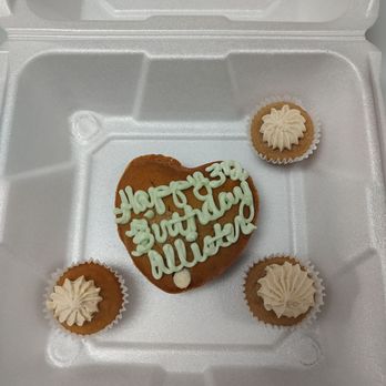 The Canine Crunchery - We also have muffins everyday in the bakery case. - Pet Stores Near Me - Rockford, Illinois The Canine Crunchery - We also have muffins everyday in the bakery case. - Pet Stores Near Me - Rockford, Illinois
