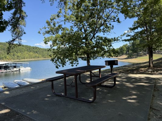 Lake Ouachita State Park by null