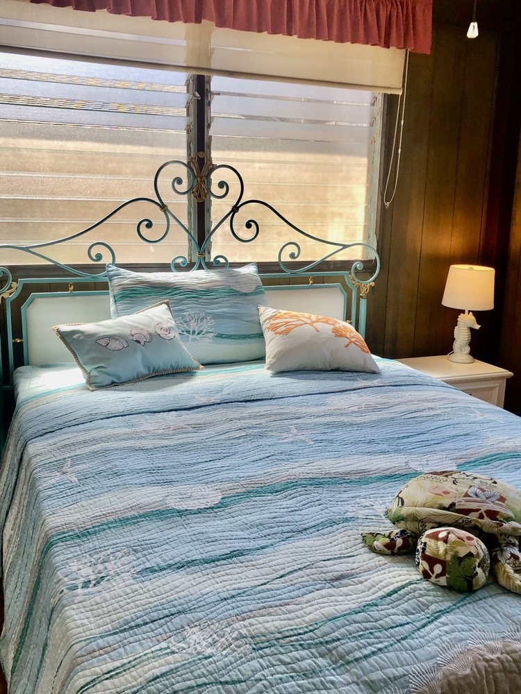 Bob Arkus Custom Upholstery - upholstery in Honolulu, HI