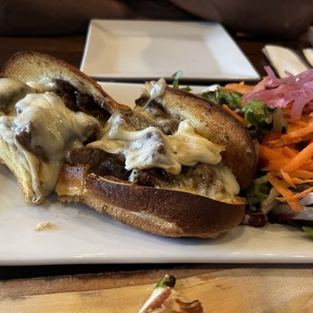 Bunker Hill American Taproom - Marinated Steak Tidbits - Bars Near Me - Wantagh, New York Bunker Hill American Taproom - Marinated Steak Tidbits - Bars Near Me - Wantagh, New York